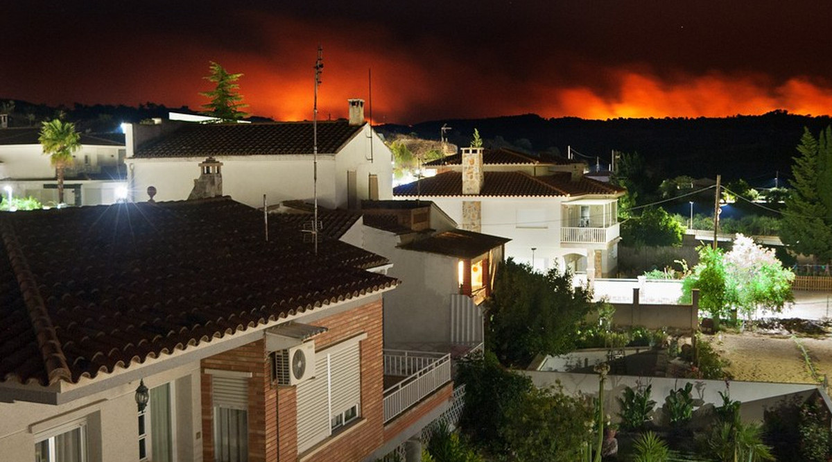 L'incendi de la Ribera d'Ebre des d'un habitatge. Carles Torres (Flickr)
