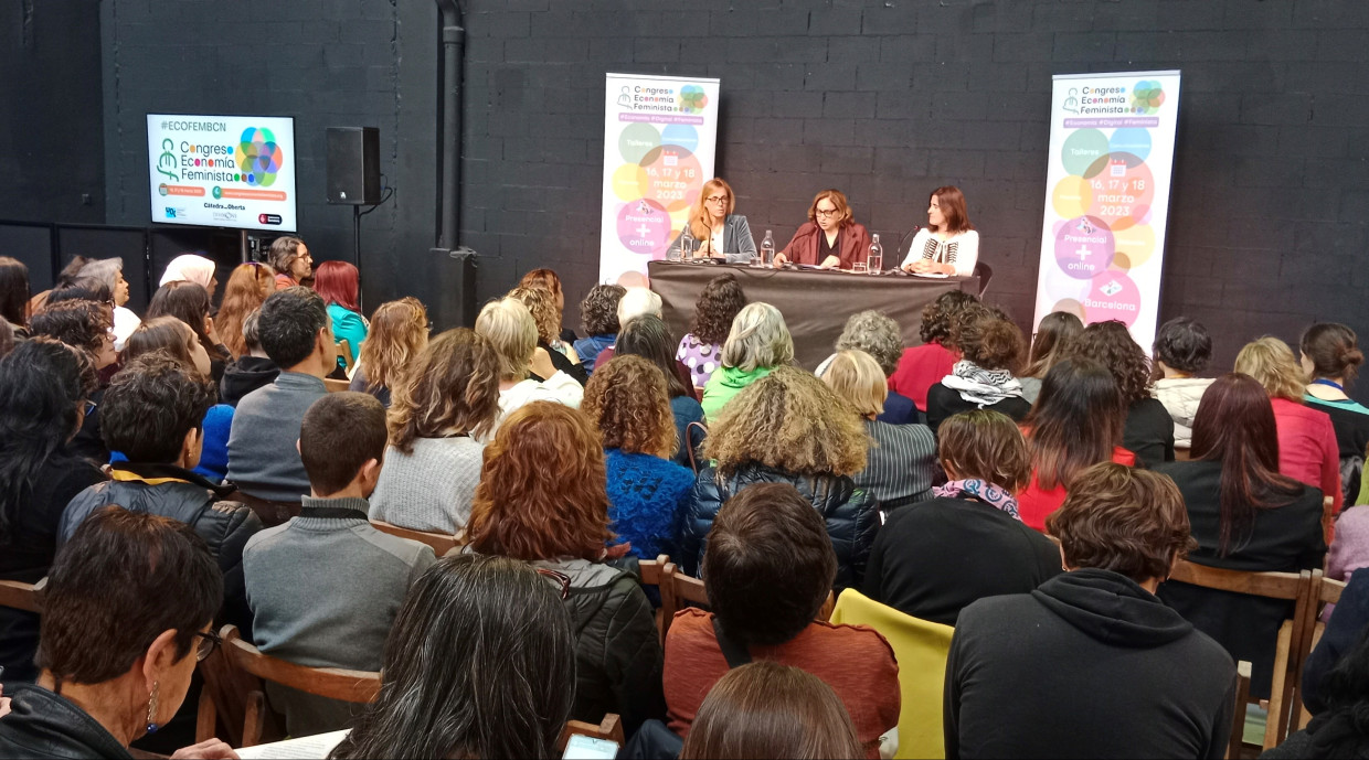 El Congrés d'Economia Feminista se celebra per primera vegada a Barcelona amb més de 400 persones de 50 països. Jornal.cat