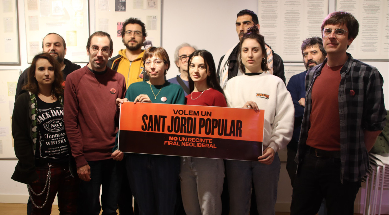 Diversos representants d'entitats i col·lectius del sector del llibre reclamen "un Sant Jordi Popular". Eli Don (ACN)